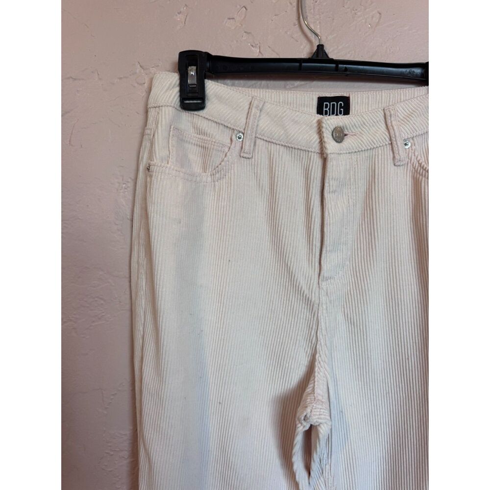 Urban Outfitters BDG Mom High-Rise Cream Corduroy Trousers Pants 29 UO - Picture 4 of 6